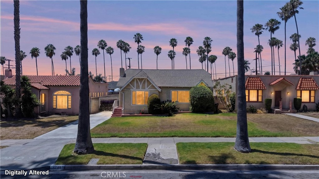 5709 Harcourt