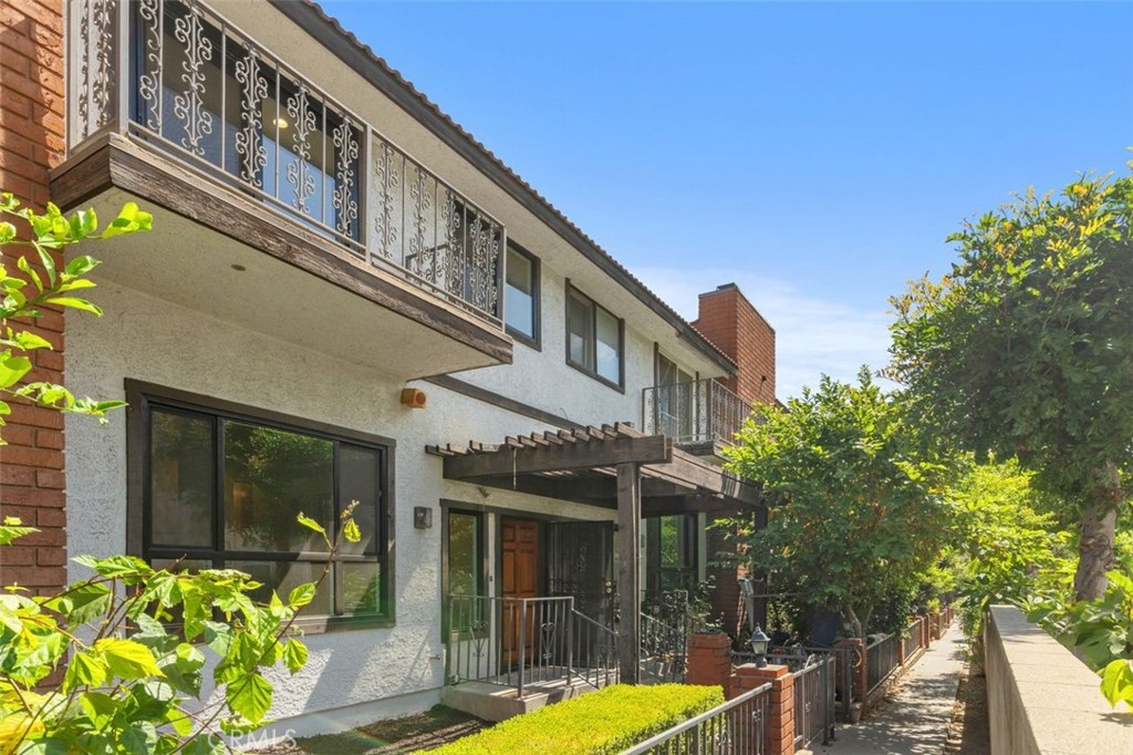 420 Alhambra Avenue