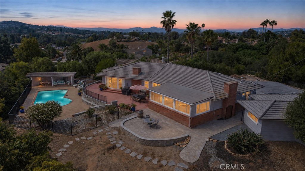 1463 Citrus Avenue