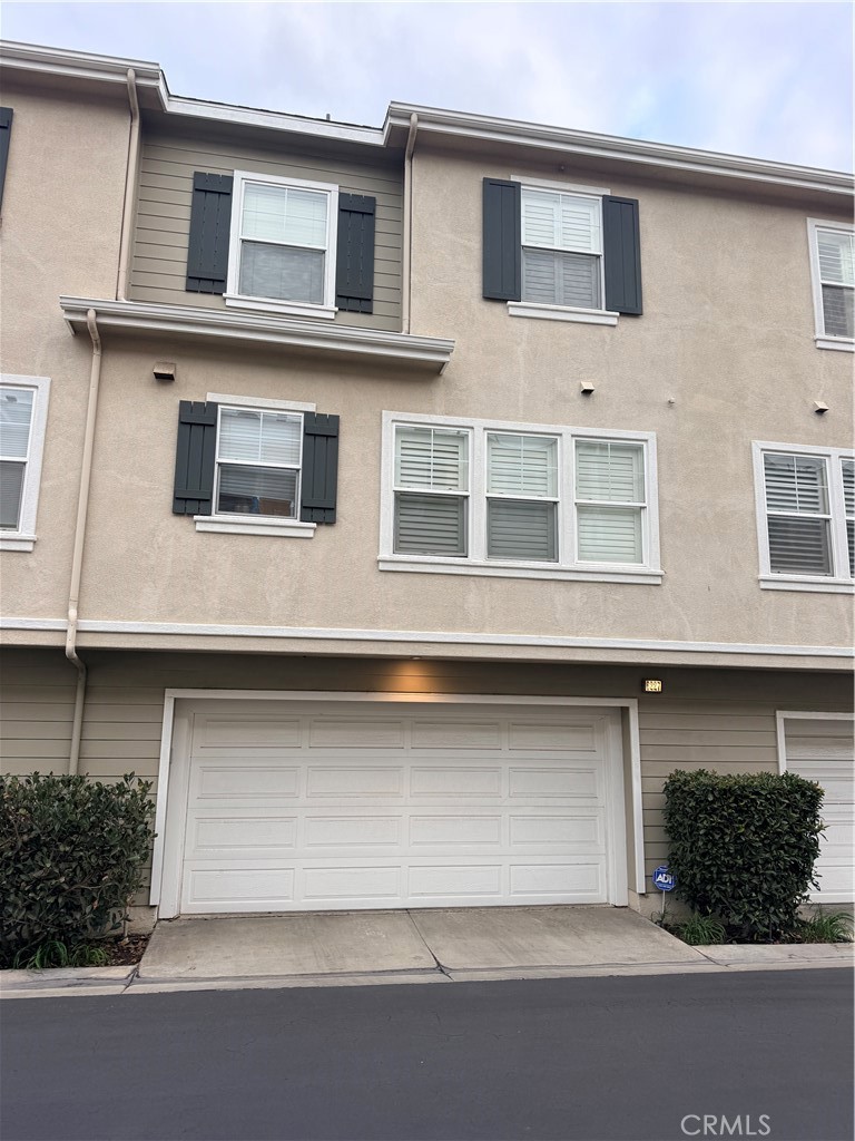 6227 Pacific Pointe