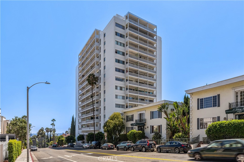 999 Doheny