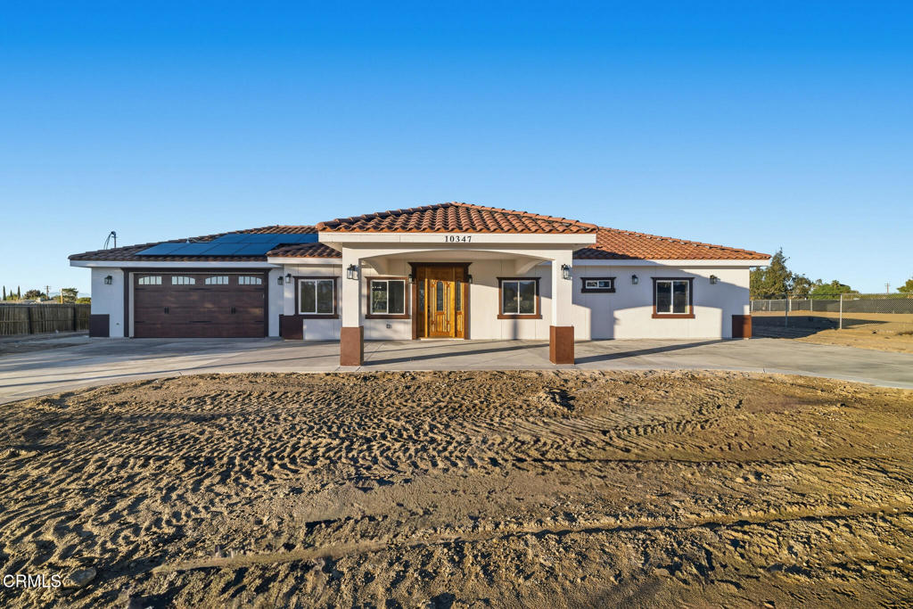 10347 Avenue R-12