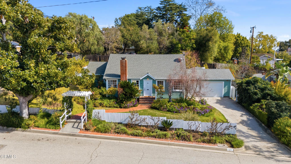 320 Toyon Road