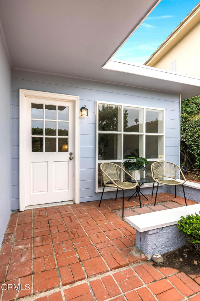 1260 Marthas Vineyard Court