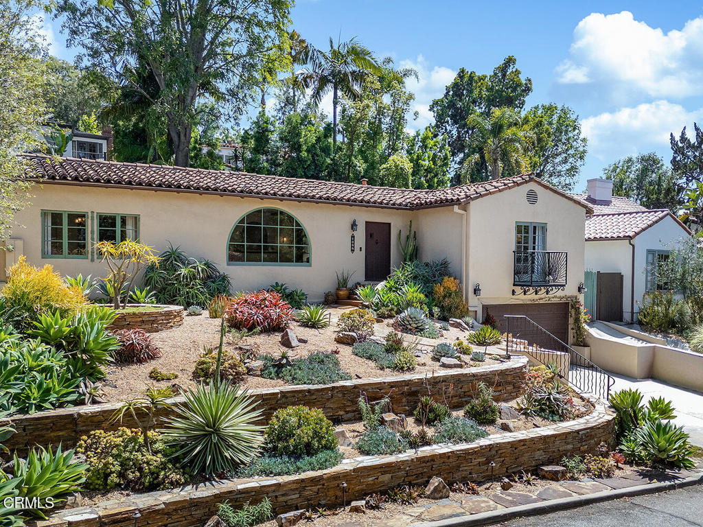 3177 Lake Hollywood Drive