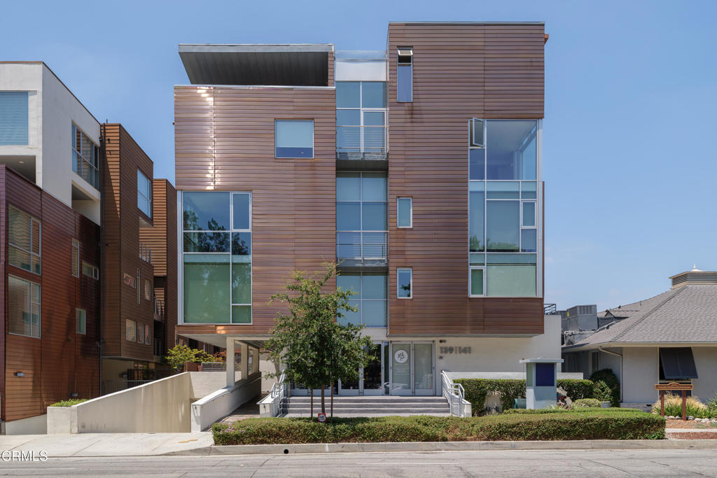 141 Hudson Avenue