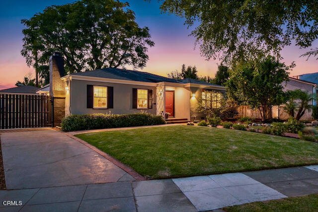 395 Daisy Avenue