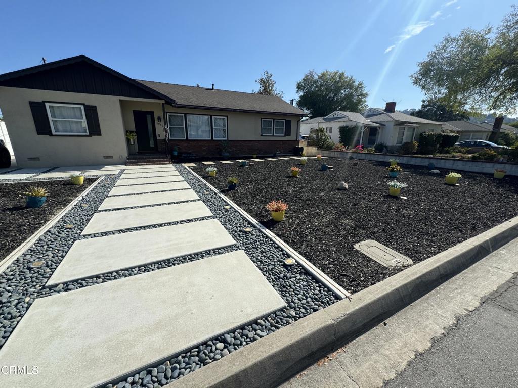 1075 Chevron Court