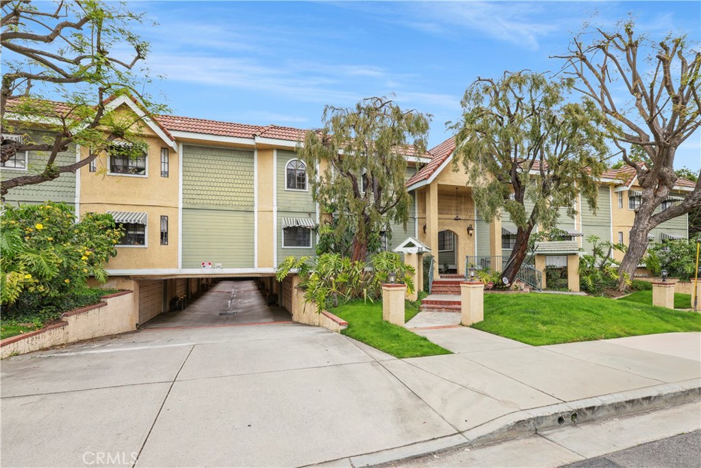 25 Palmetto Drive