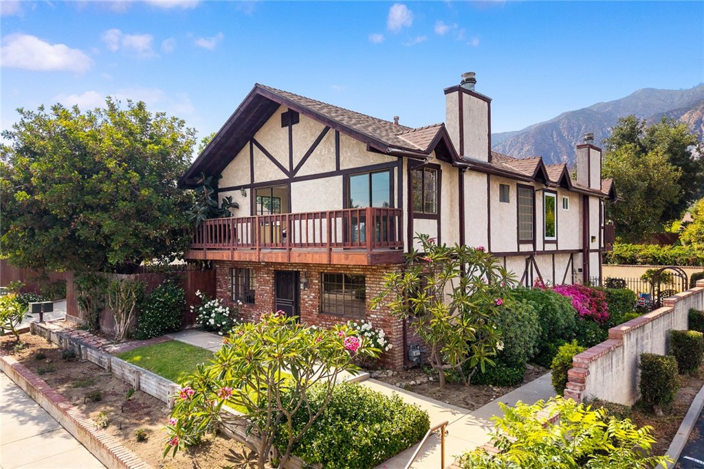 81 Montecito Avenue