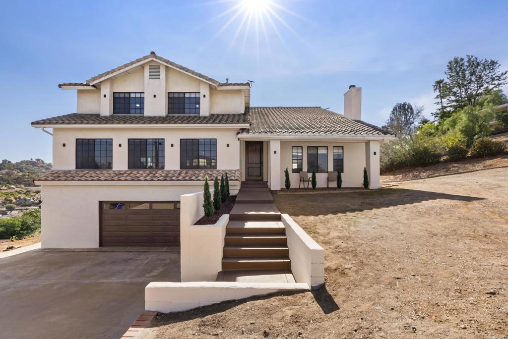9309 Hillside