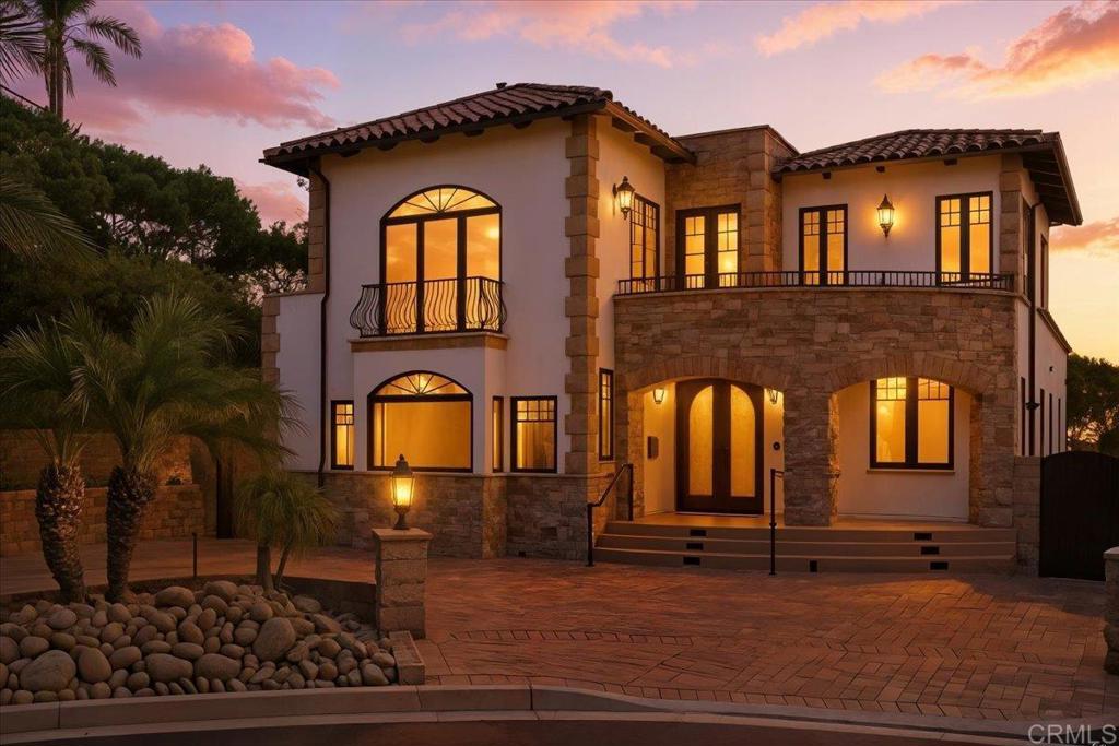 1045 Van Nuys Street