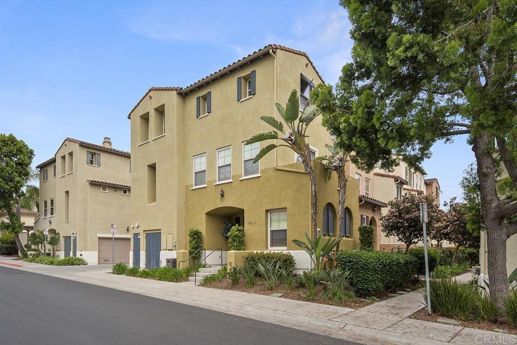 1291 BLUE JEAN WAY UNIT 4