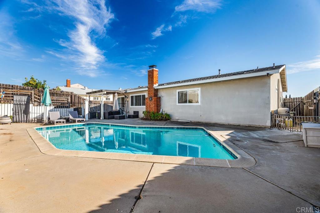 10458 Susie Place