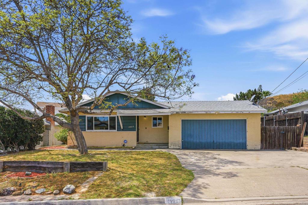 1922 Dartmoor Dr