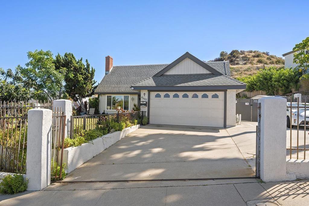 6467 Viewpoint Drive