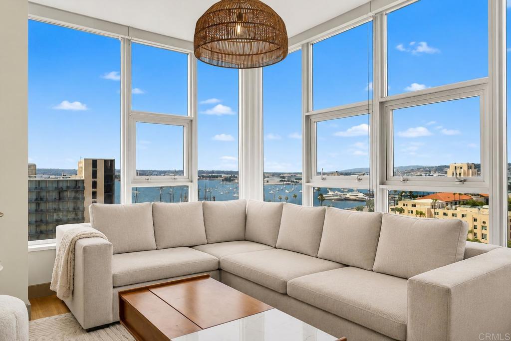 1325 Pacific Highway #1407