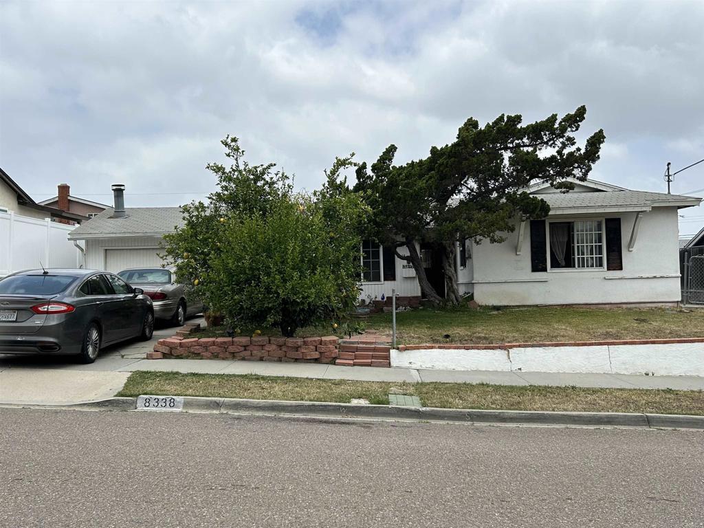 8338 Stansbury