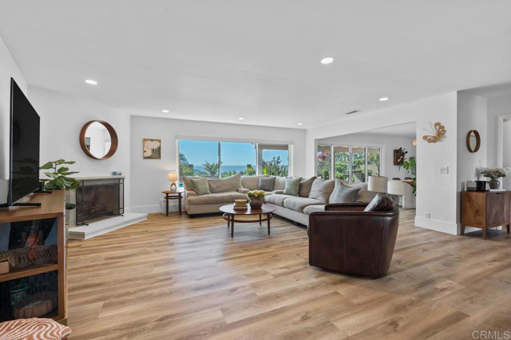 1724 Hacienda Place