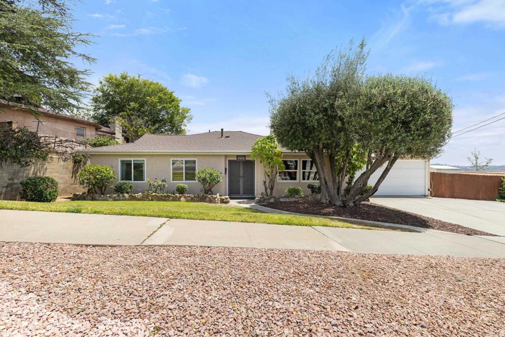1573 Villa Crest Drive