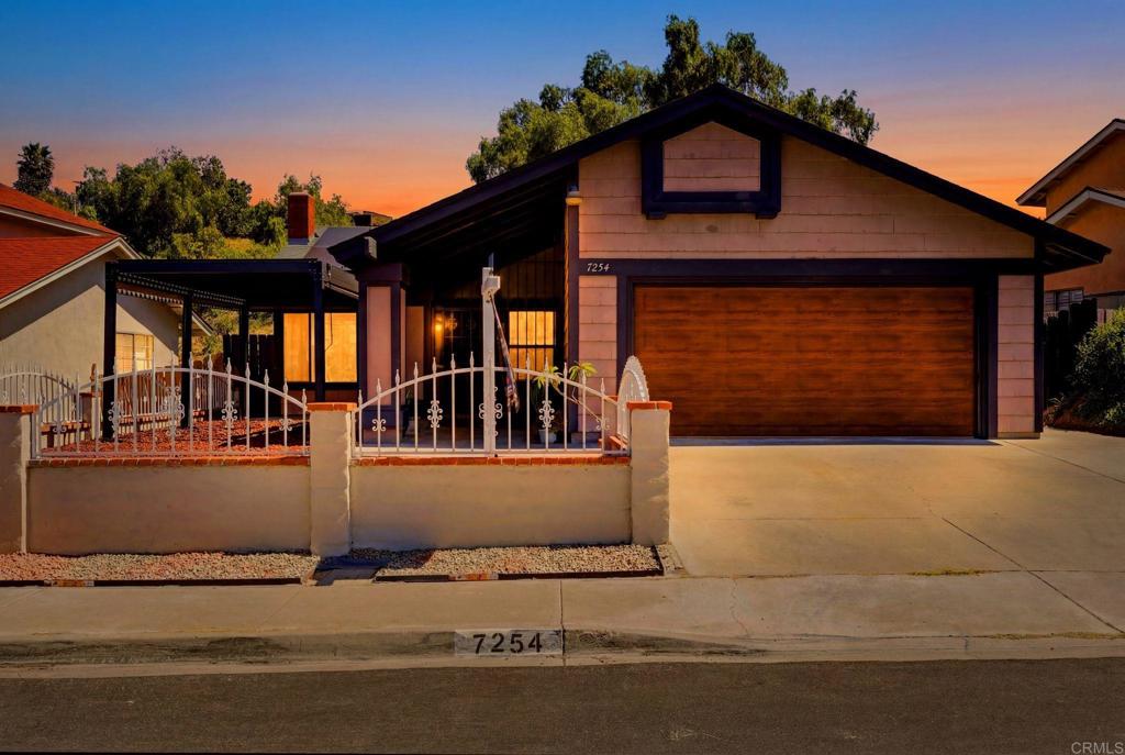 7254 Zest Street