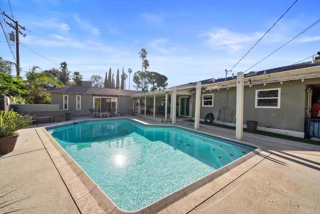 2951 Mockingbird Lane