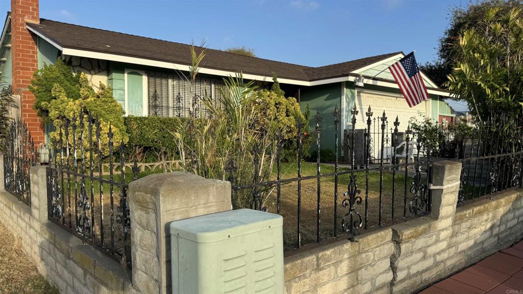 837 Twining Avenue