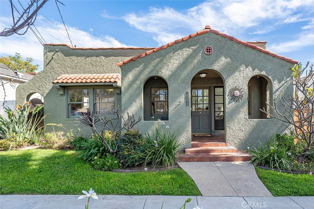 1384 Prospect