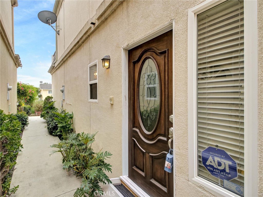 619 Realty Street