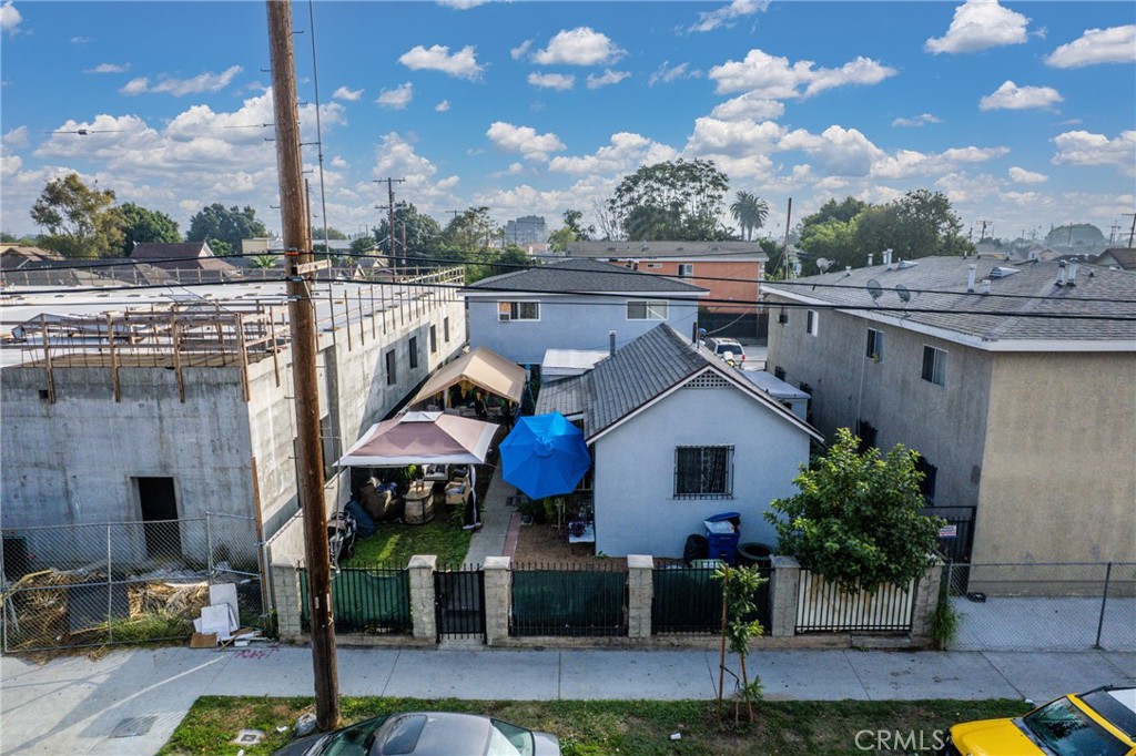 6118 Main