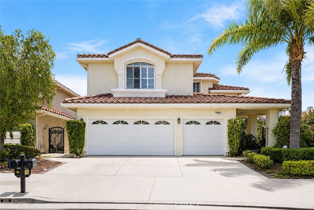 19901 Mid Pines