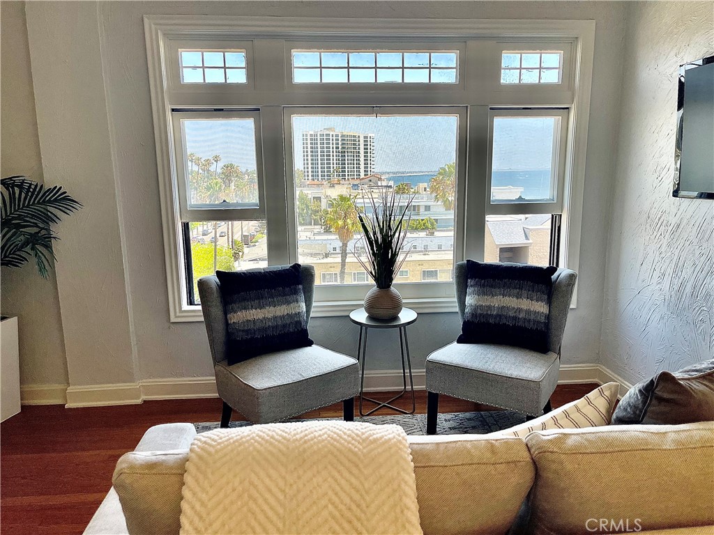 1030 Ocean
