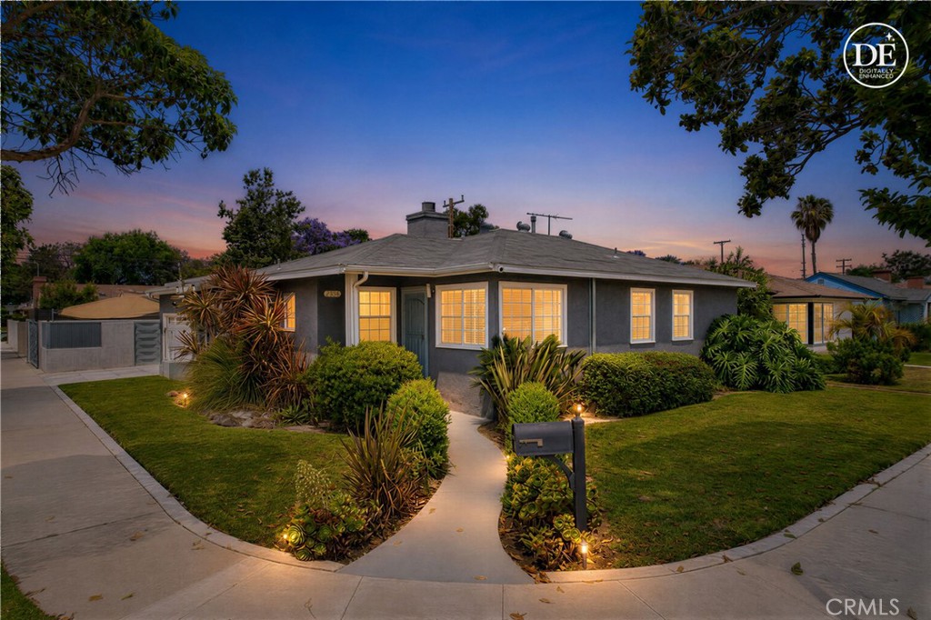2905 Magnolia