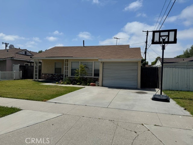 11838 Gem St