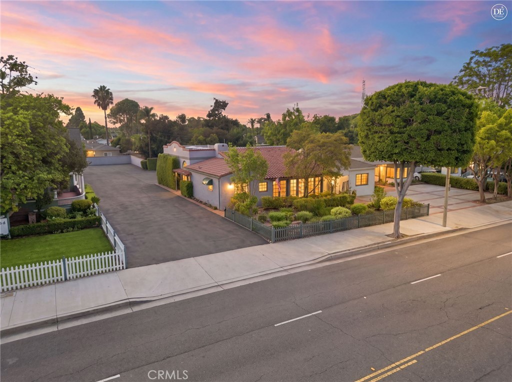 1324 Chapman