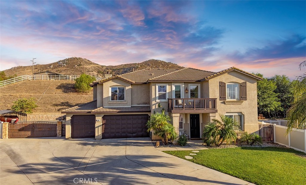 460 Bareback Court