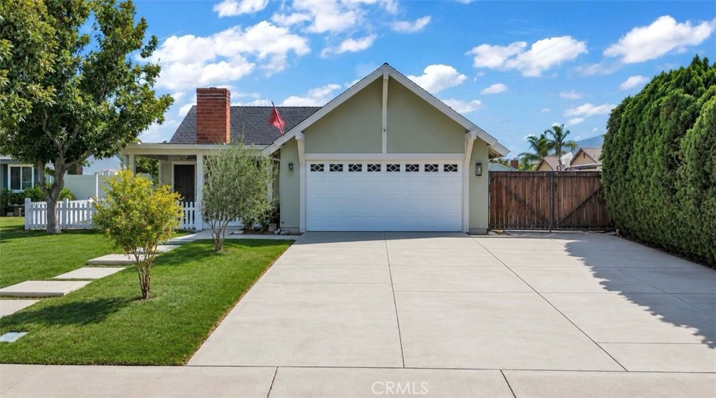 4352 Blueridge