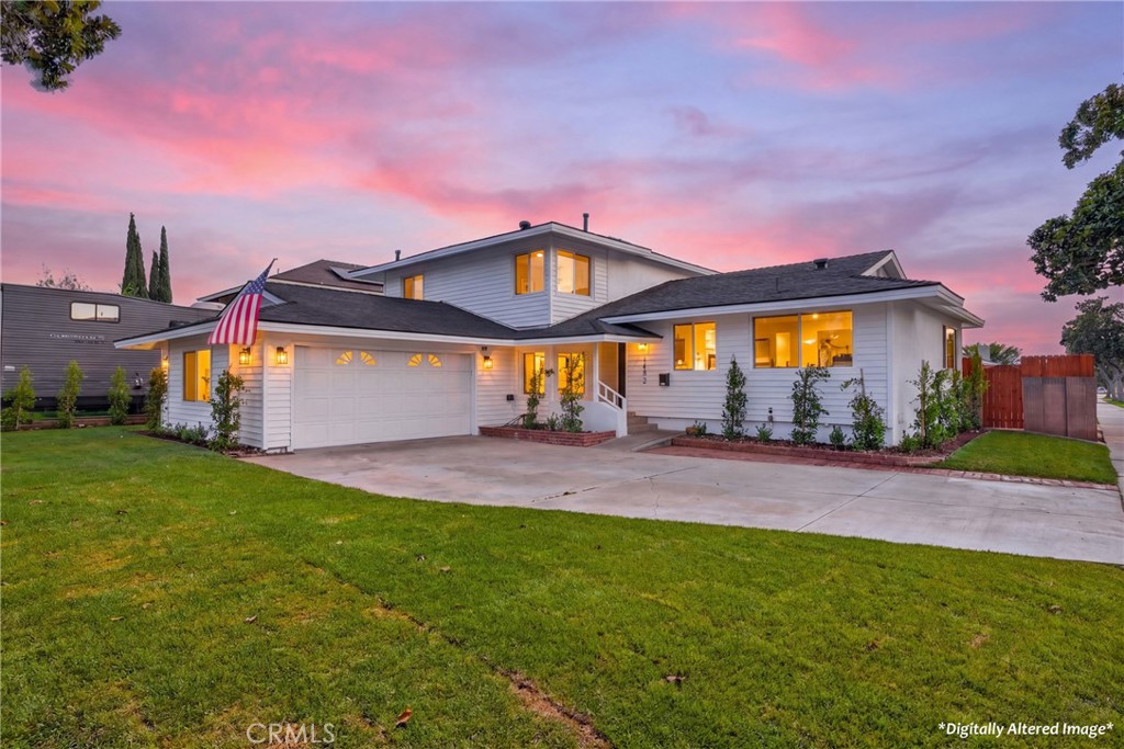 1482 Grand