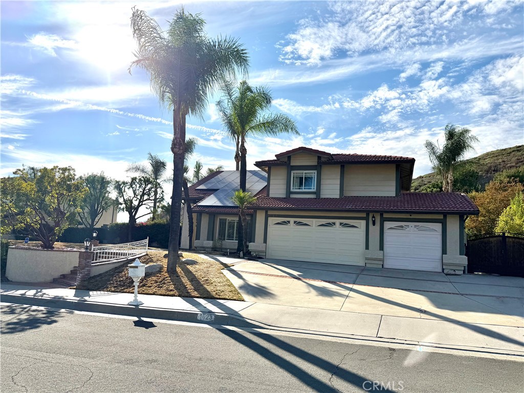 1023 Fountain Springs