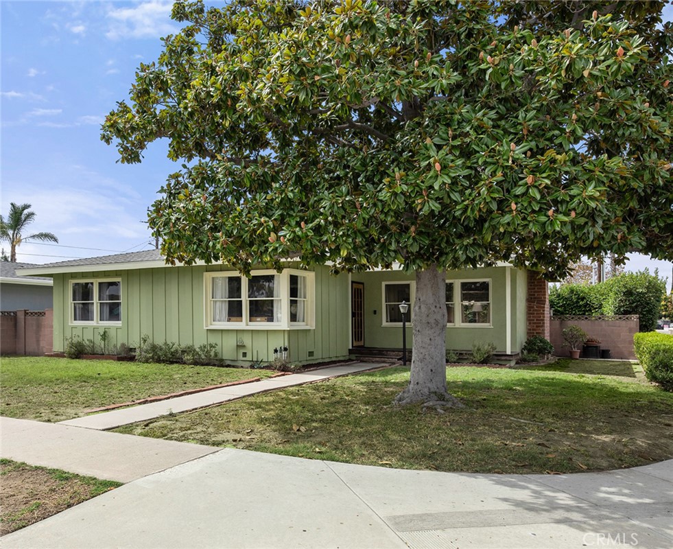 837 Reseda Street