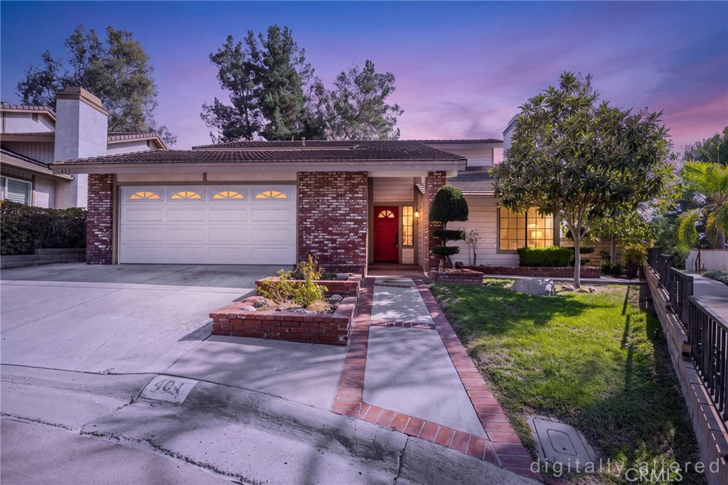 404 Sand Canyon Way