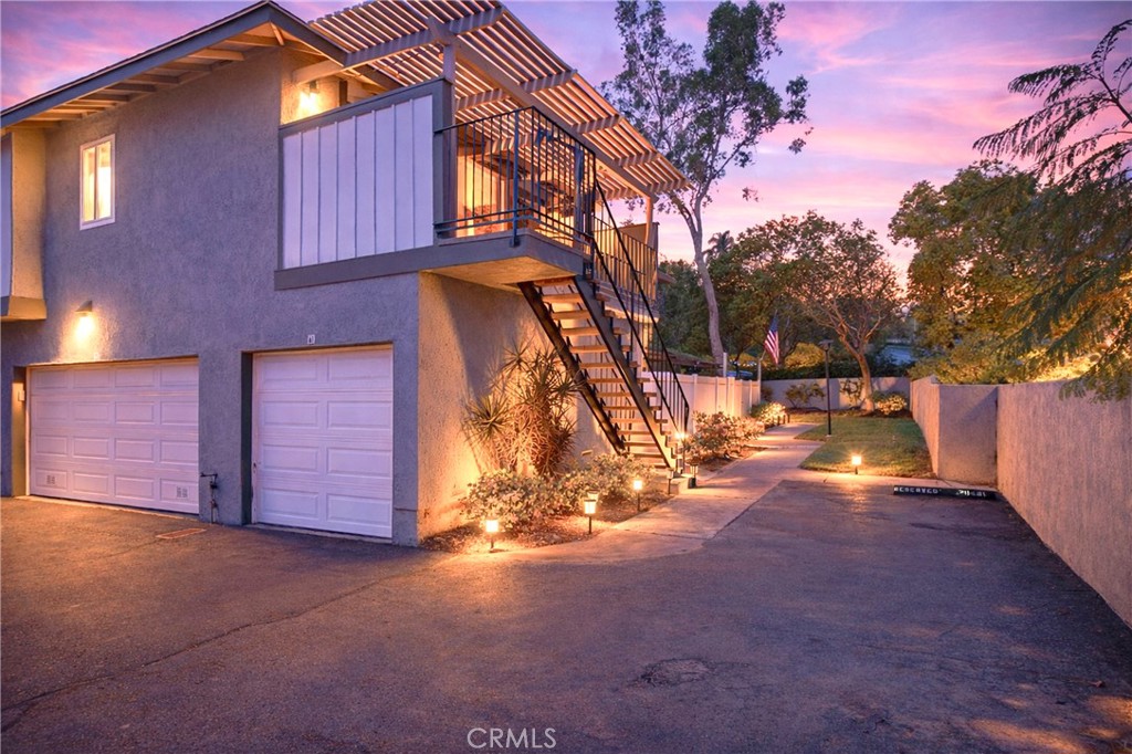 20461 Elm Hill