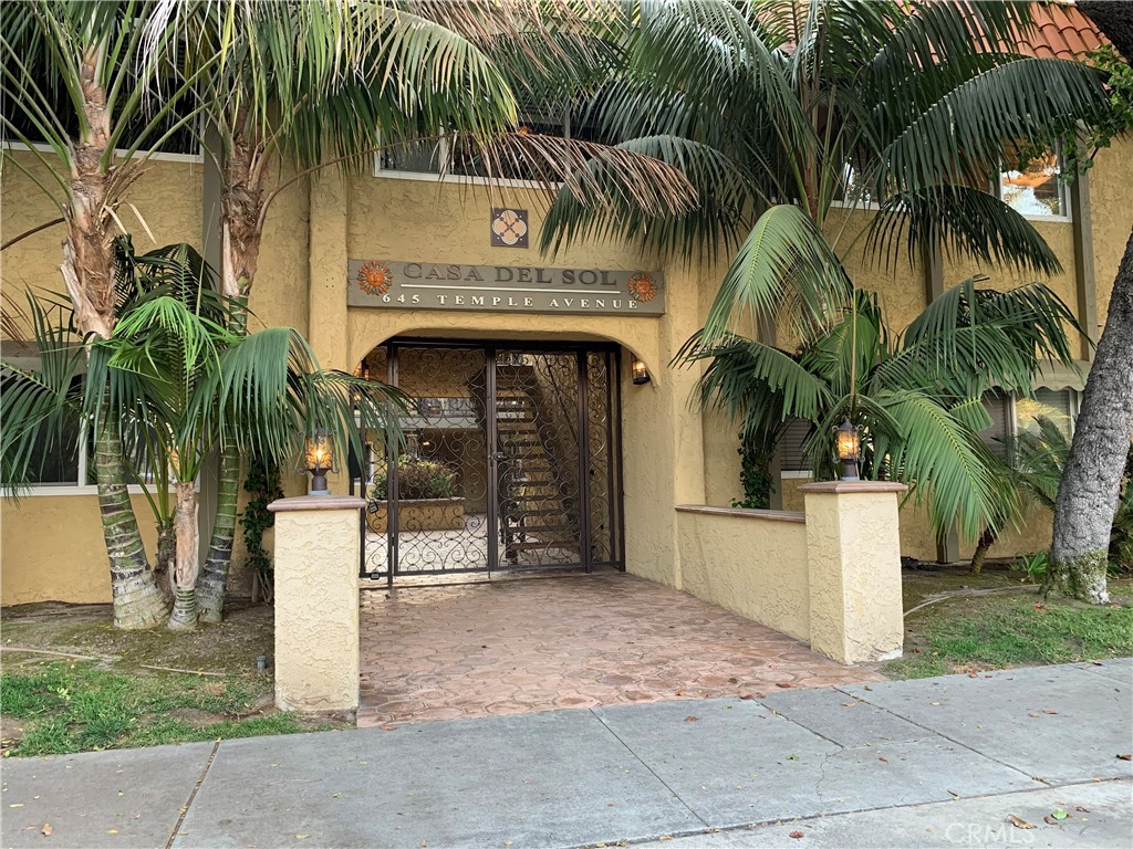 645 Temple
