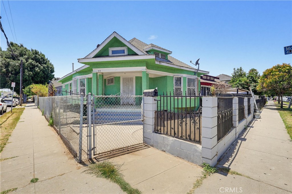 814 East 41st  Street