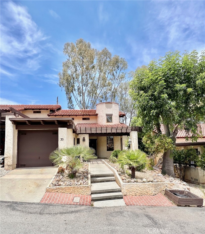 35 Cabrillo Drive