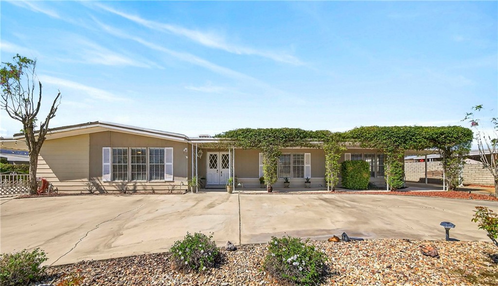 39300 One Horse Way