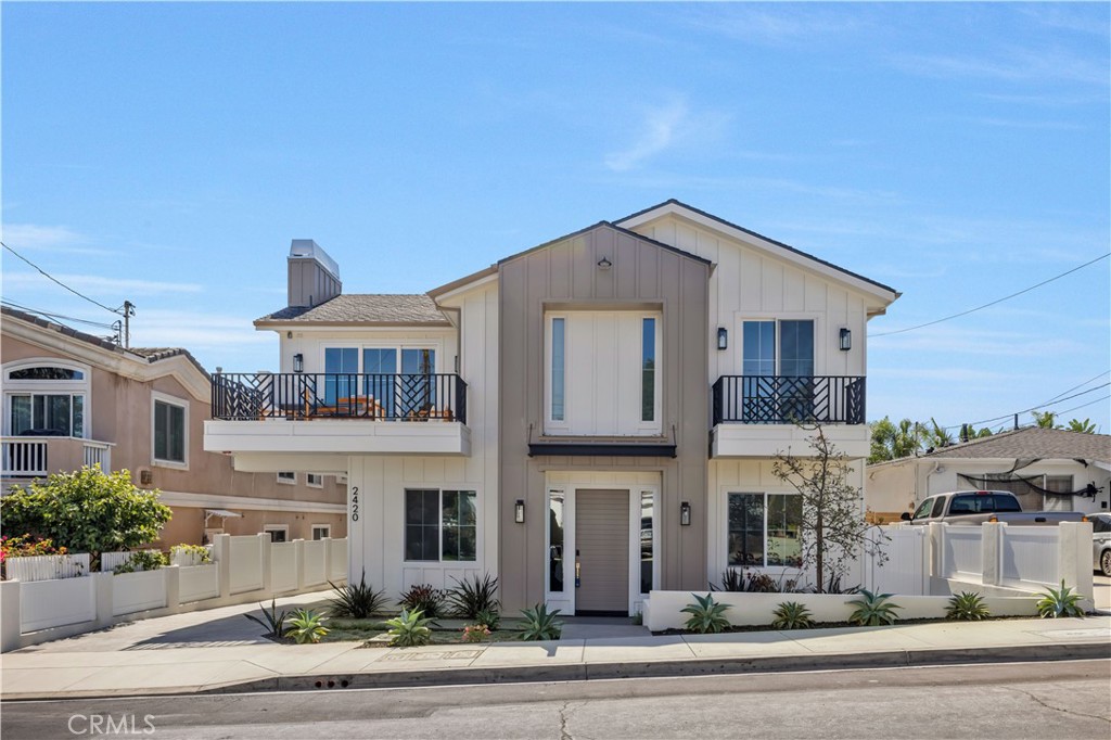 2420 Ives Lane