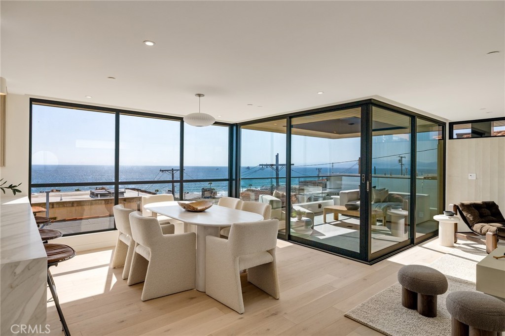 228 Moonstone