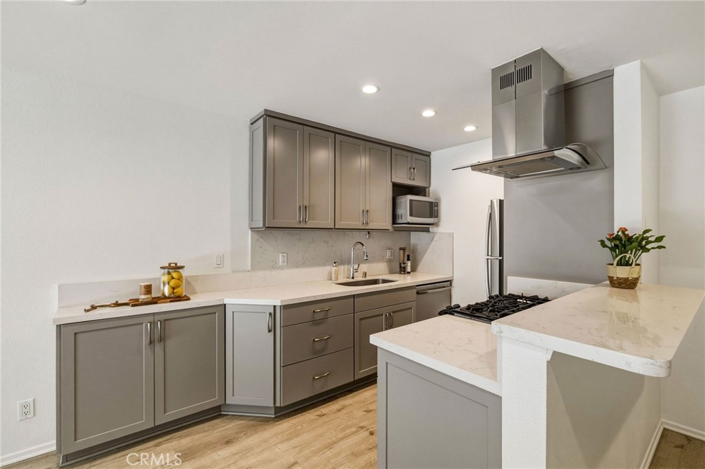 2411 Prospect Avenue