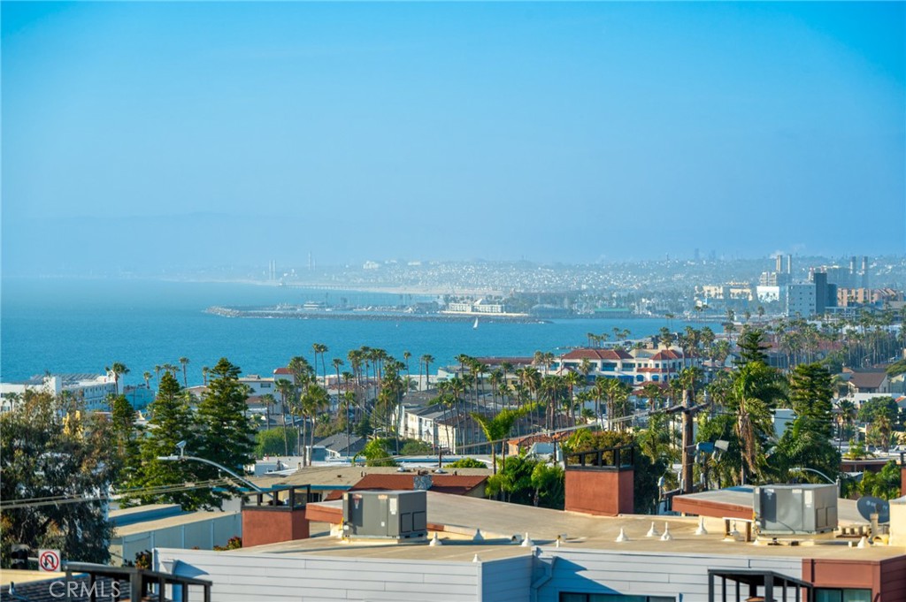 444 Calle Miramar